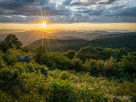 Marie_Joabar_Sunset_Shen_14mm_f16-